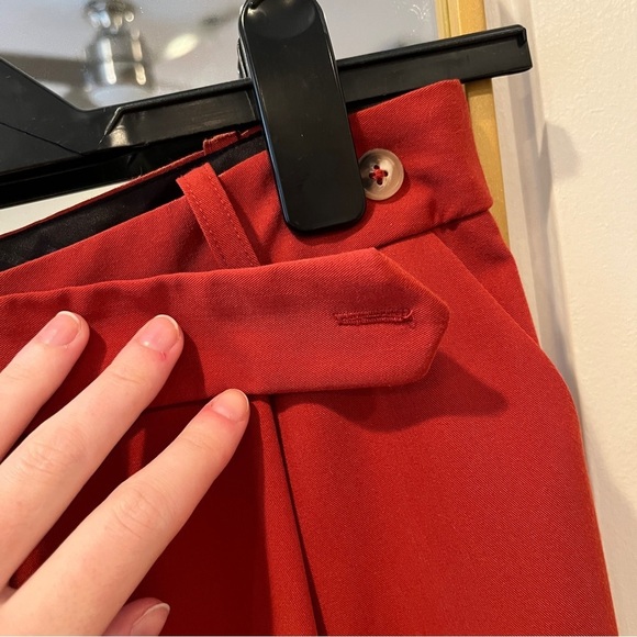 Topshop Straight Leg Pleated Trouser Pants in Burnt Orange - Picture 4 of 6